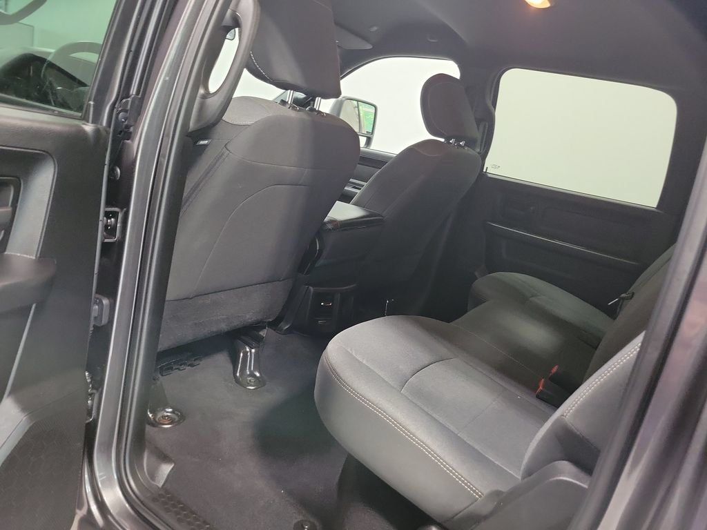 Used 2024 RAM 2500 Tradesman w/ Chrome Appearance Group AWD/4WD image 30