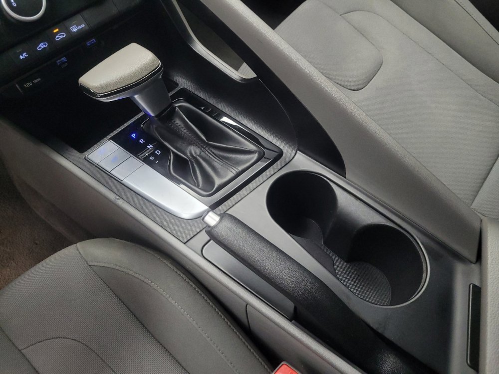 Used 2021 Hyundai Elantra SE w/ Cargo Package image 26