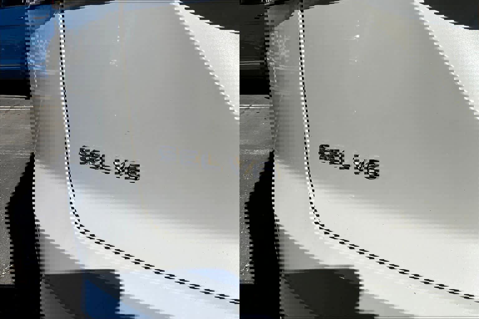 Used 2023 Volkswagen Atlas Cross Sport SEL Premium R-Line image 9