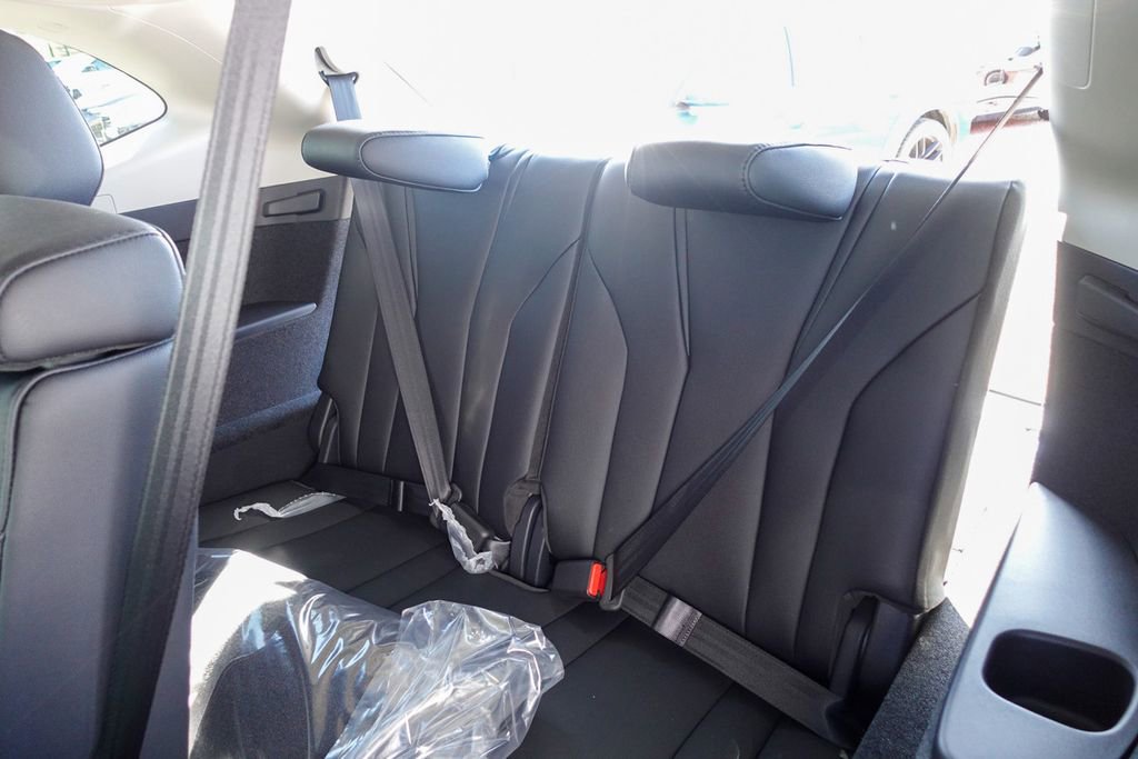 New 2026 Acura MDX SH-AWD image 23