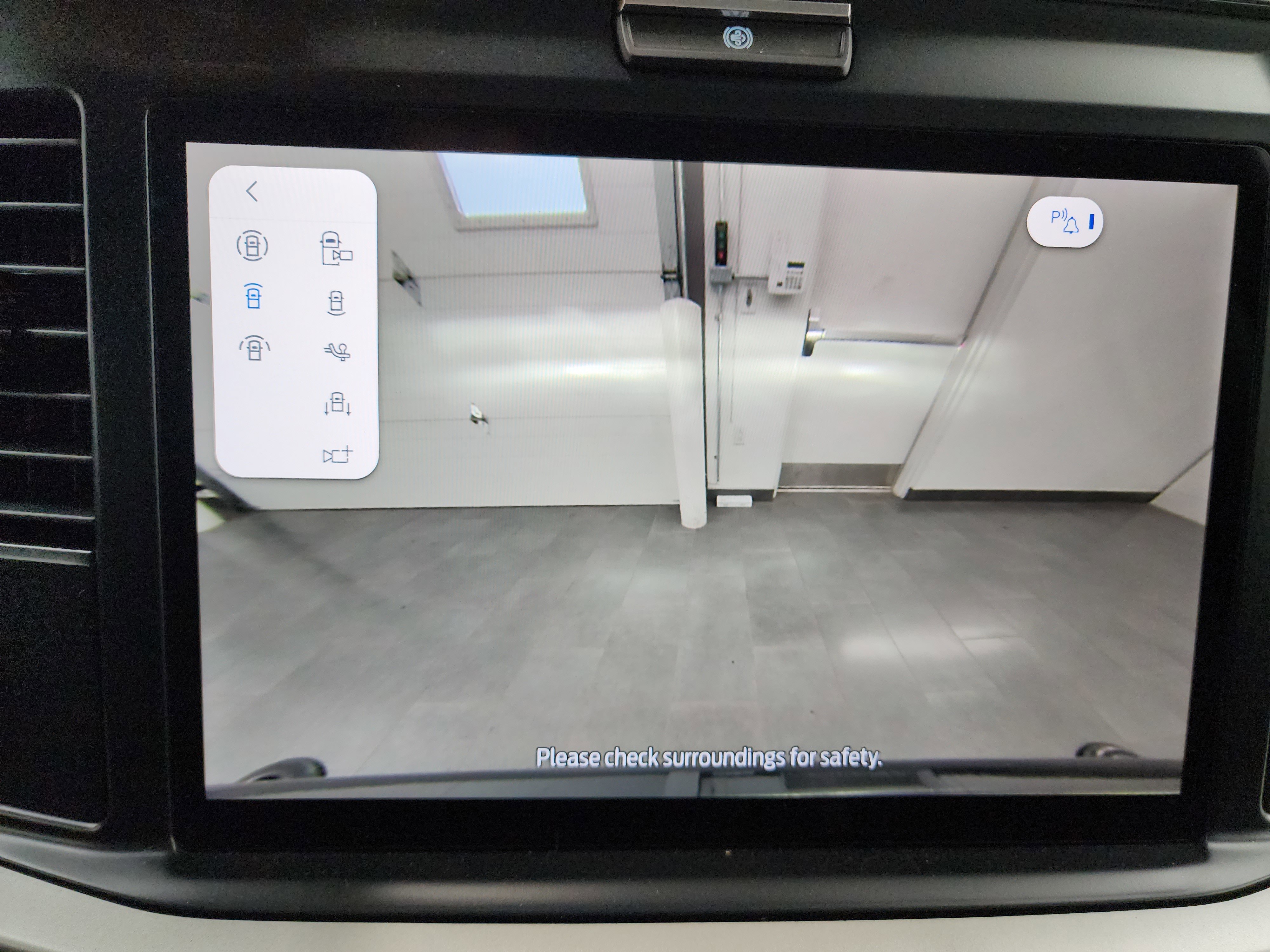 Used 2025 Ford F250 XLT w/ Black Appearance Package image 56