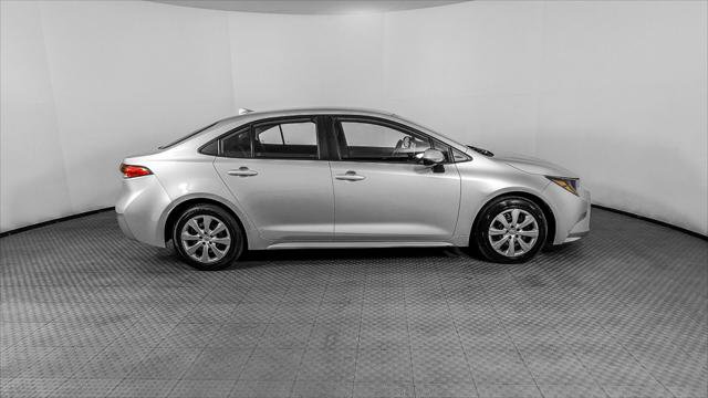 Used 2021 Toyota Corolla LE FWD image 9