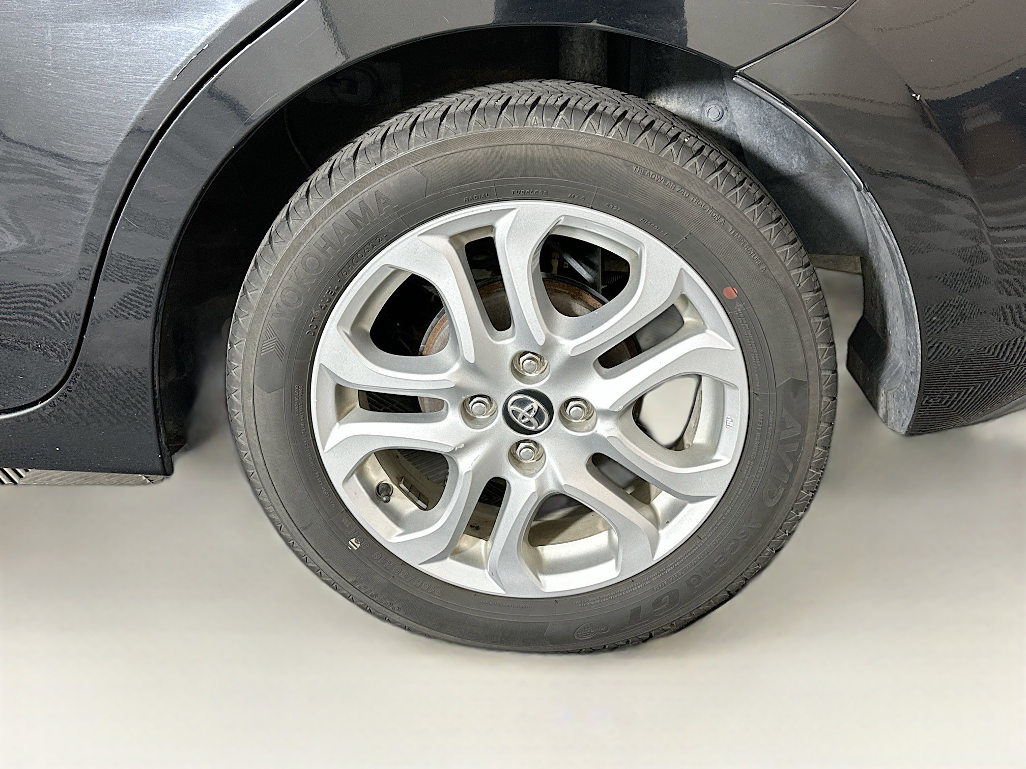 Used 2018 Toyota Yaris iA FWD image 11