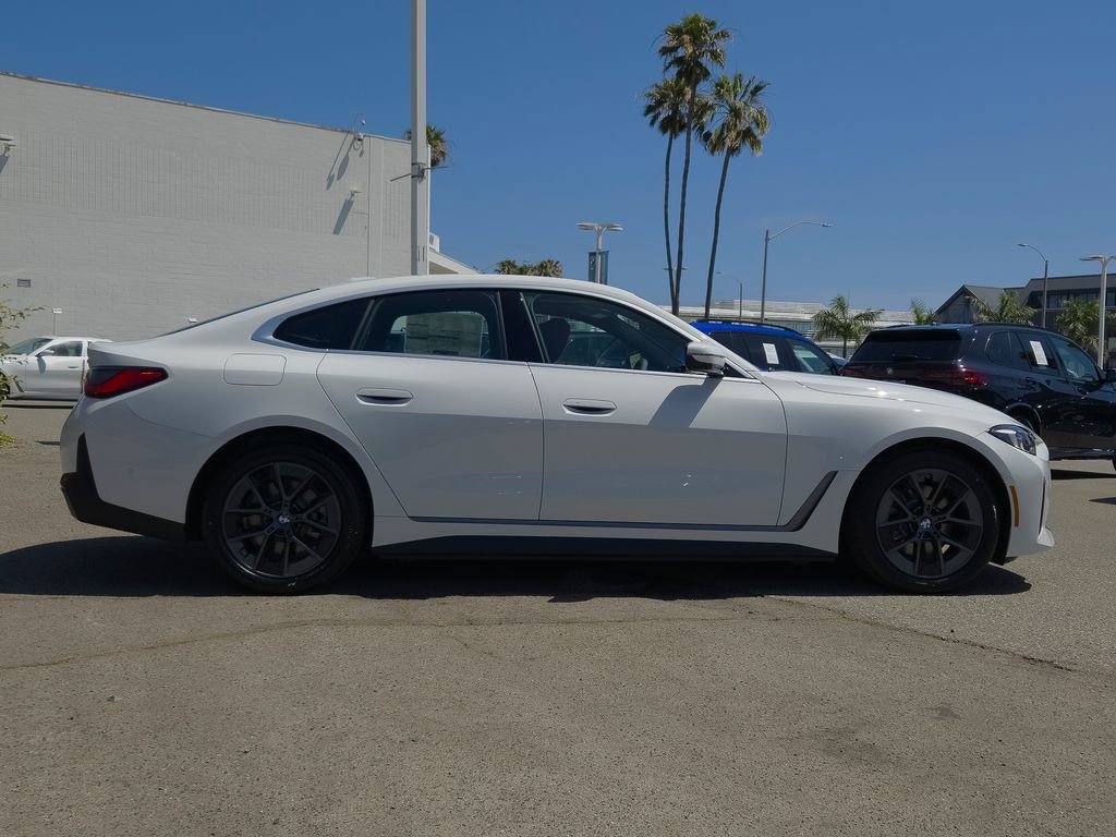 New 2026 BMW i4 eDrive40 RWD image 4
