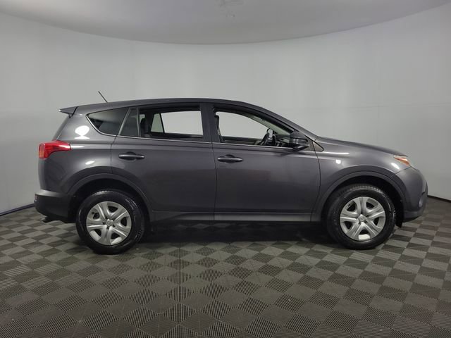 Used 2015 Toyota RAV4 LE AWD/4WD image 10