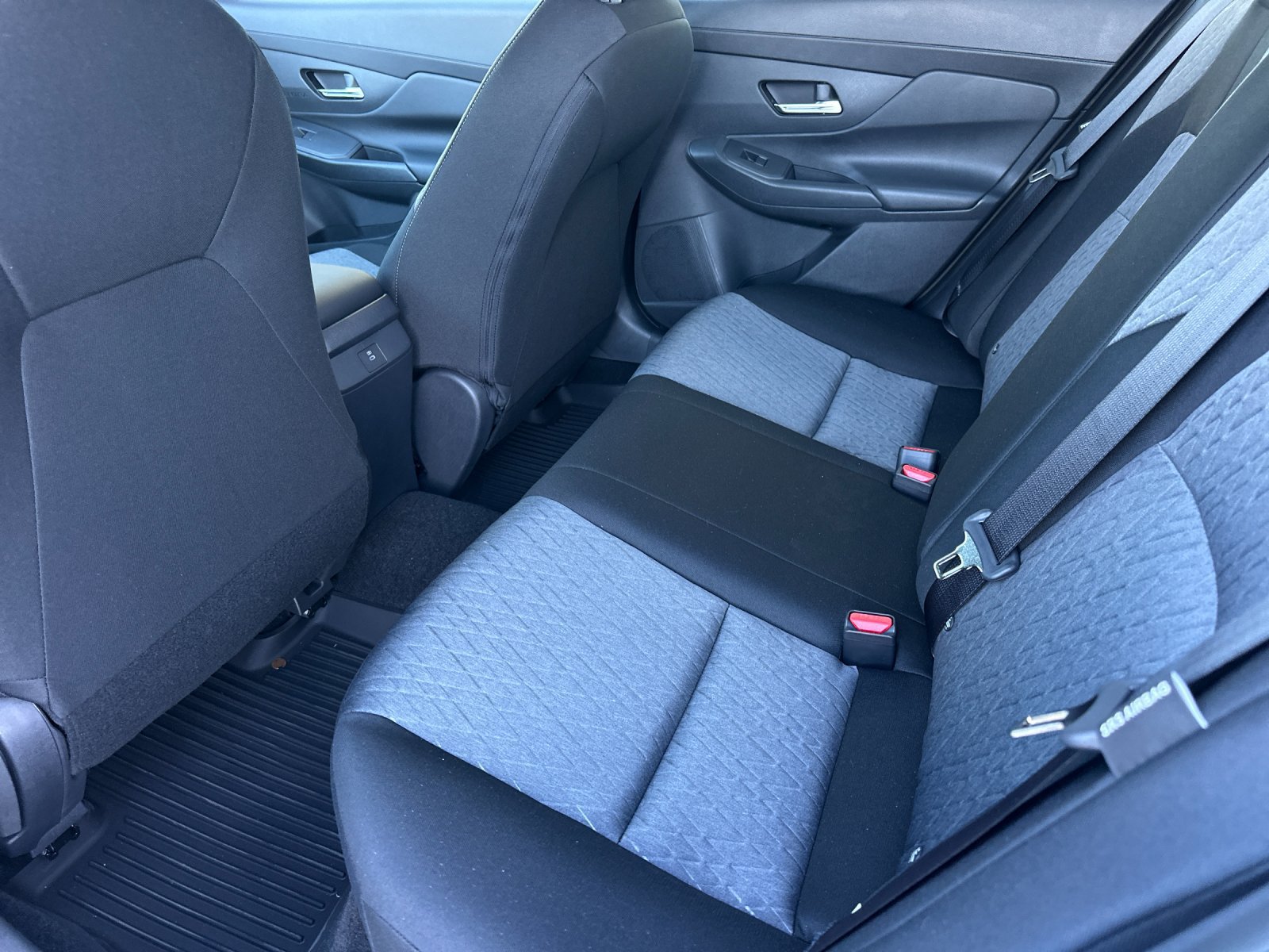 New 2026 Nissan Sentra SV w/ SV Convenience Package FWD image 12