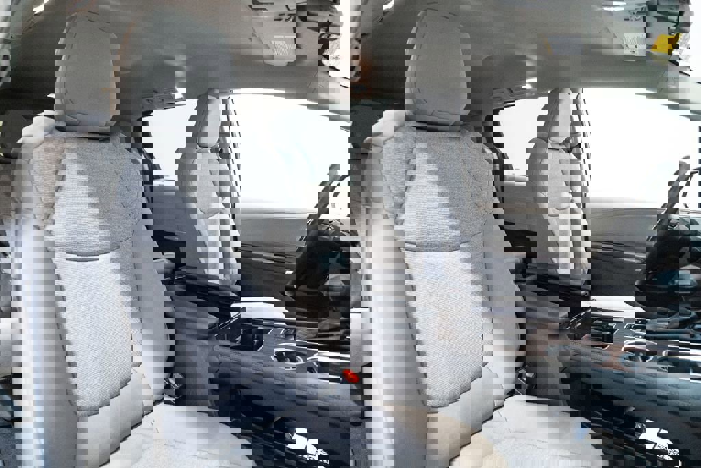 Used 2024 Toyota Sienna LE image 13