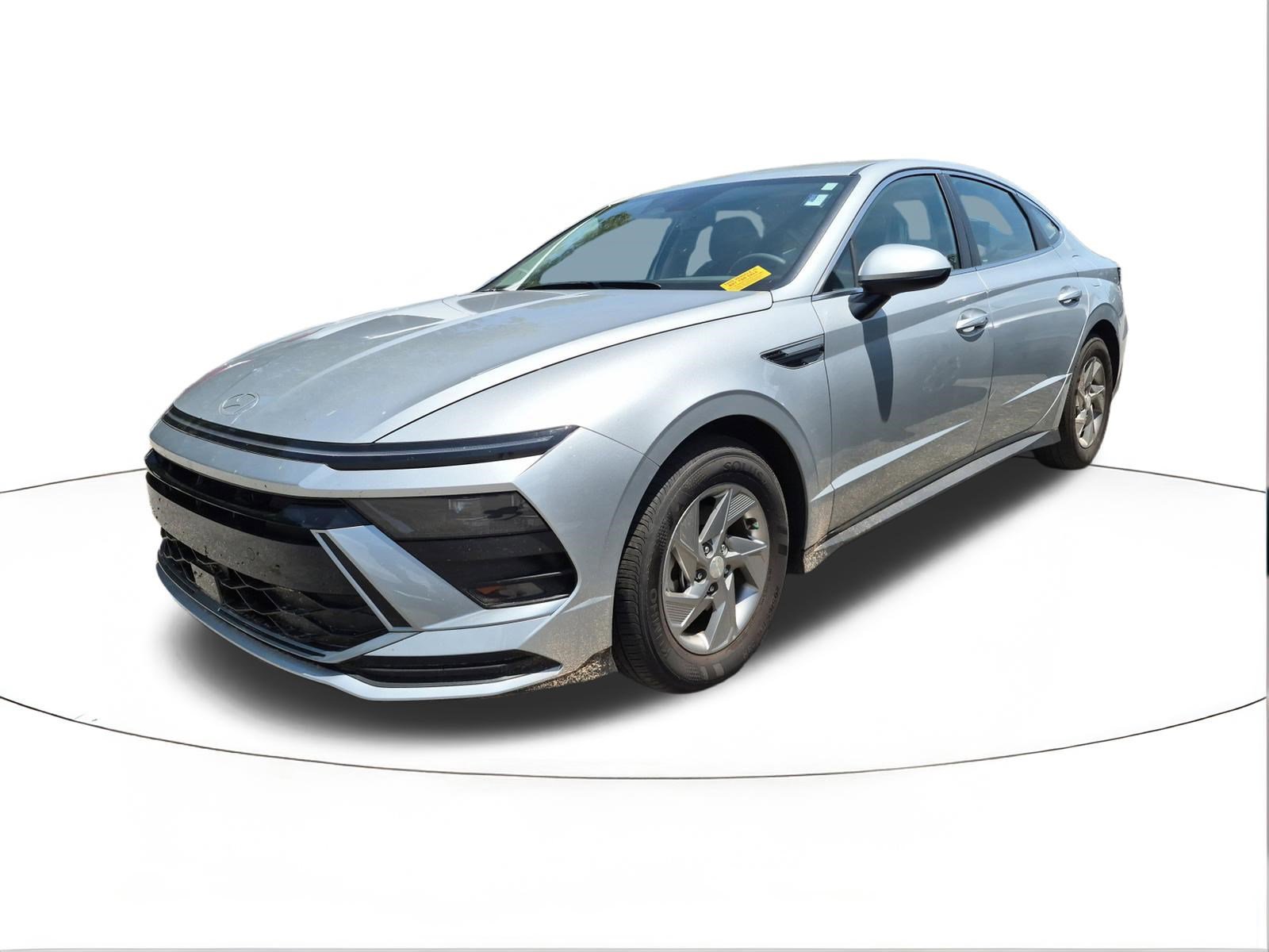 Used 2025 Hyundai Sonata SE FWD image 4
