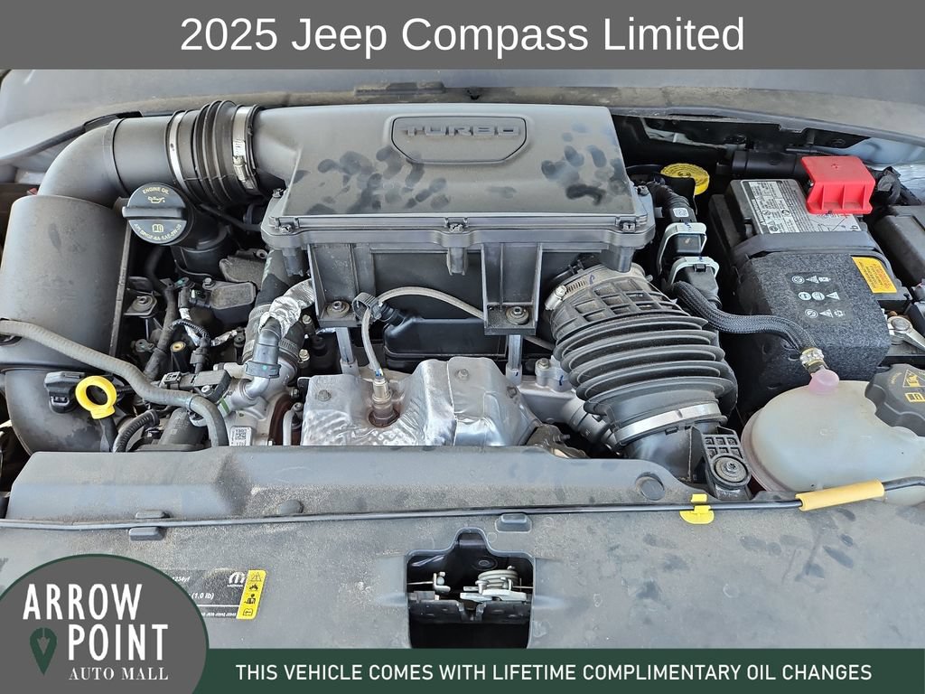 Used 2025 Jeep Compass Limited AWD/4WD image 14