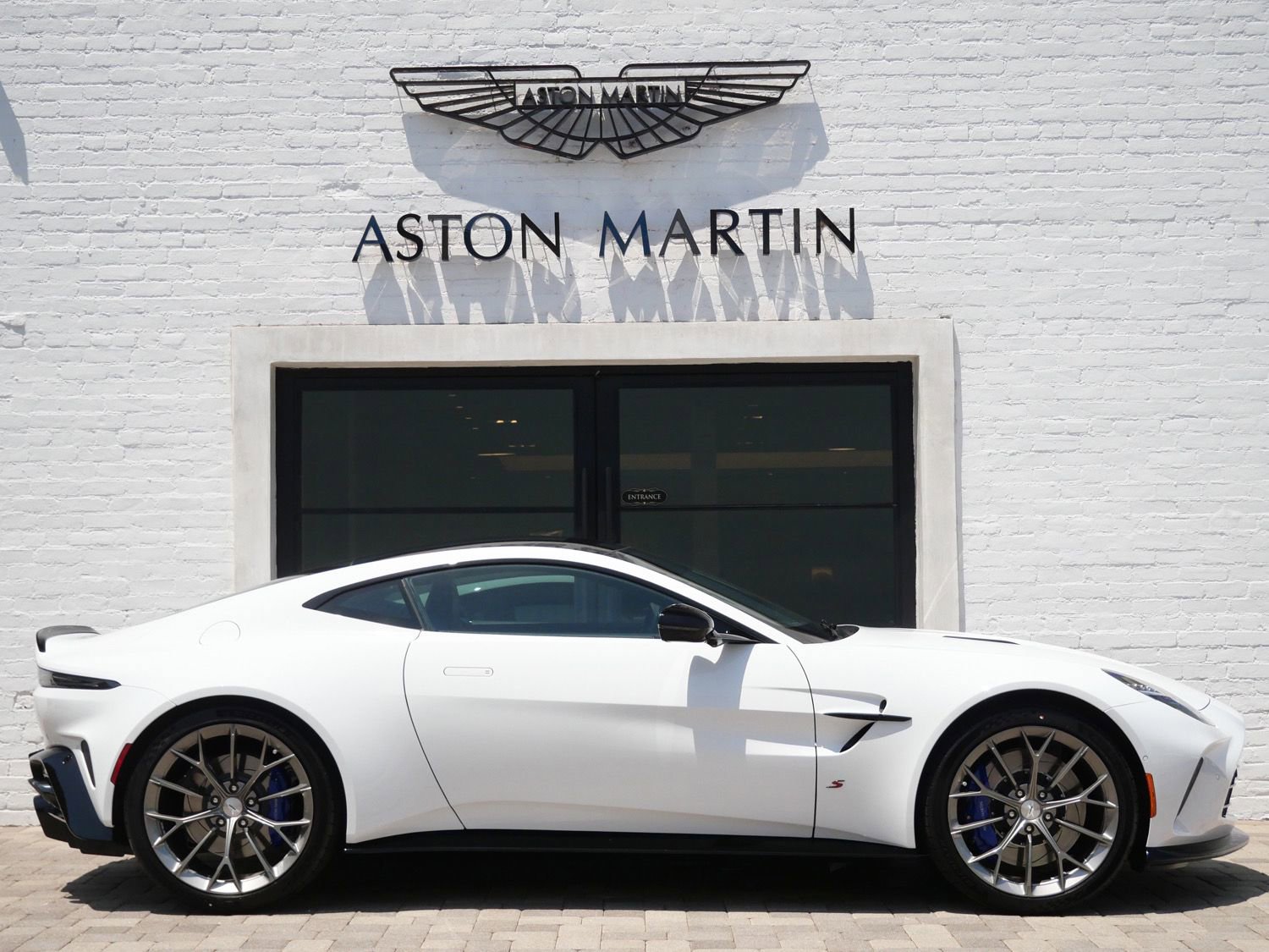 New 2026 Aston Martin V8 Vantage S RWD image 15