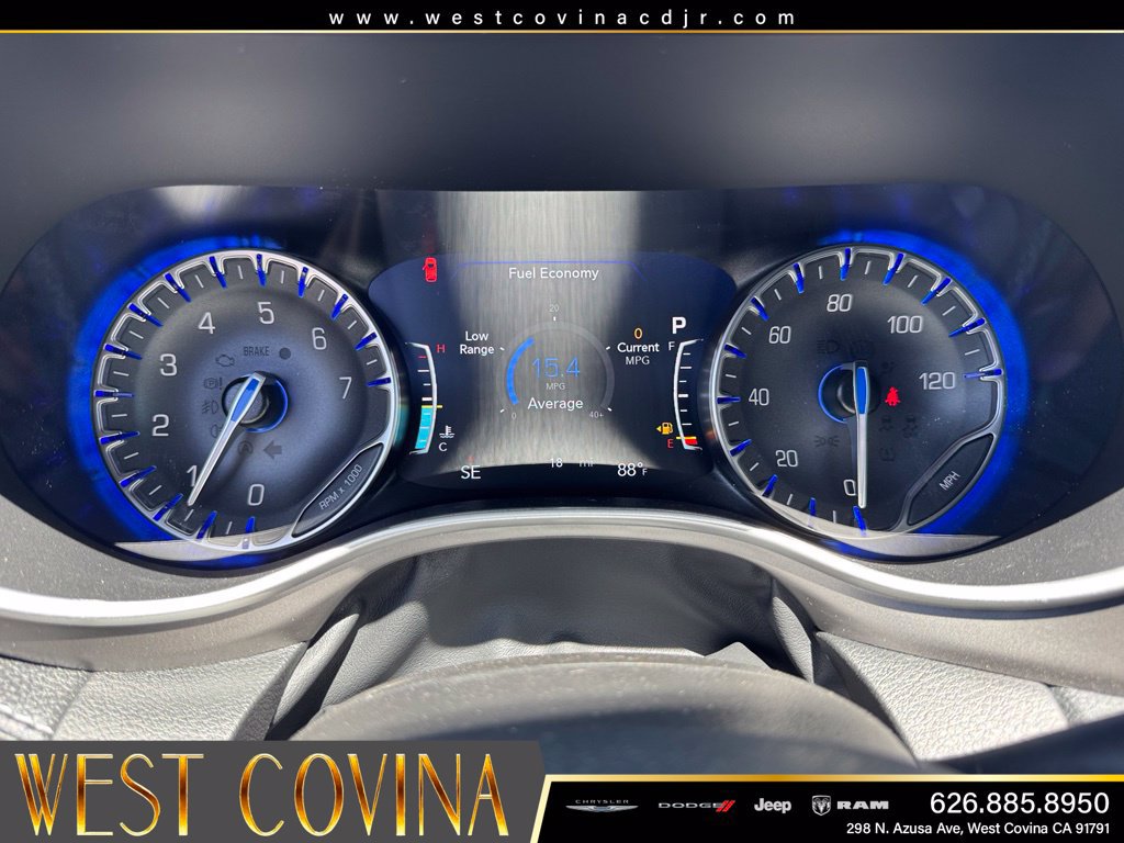 New 2027 Chrysler Pacifica Limited FWD image 22