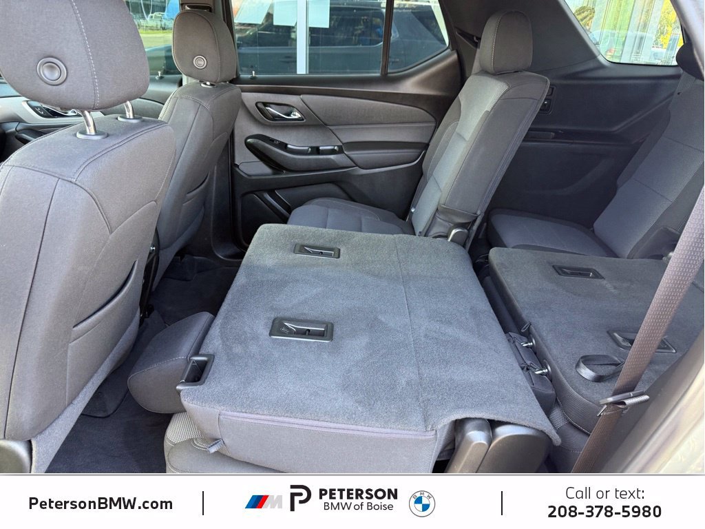 Used 2023 Chevrolet Traverse LT AWD/4WD image 15