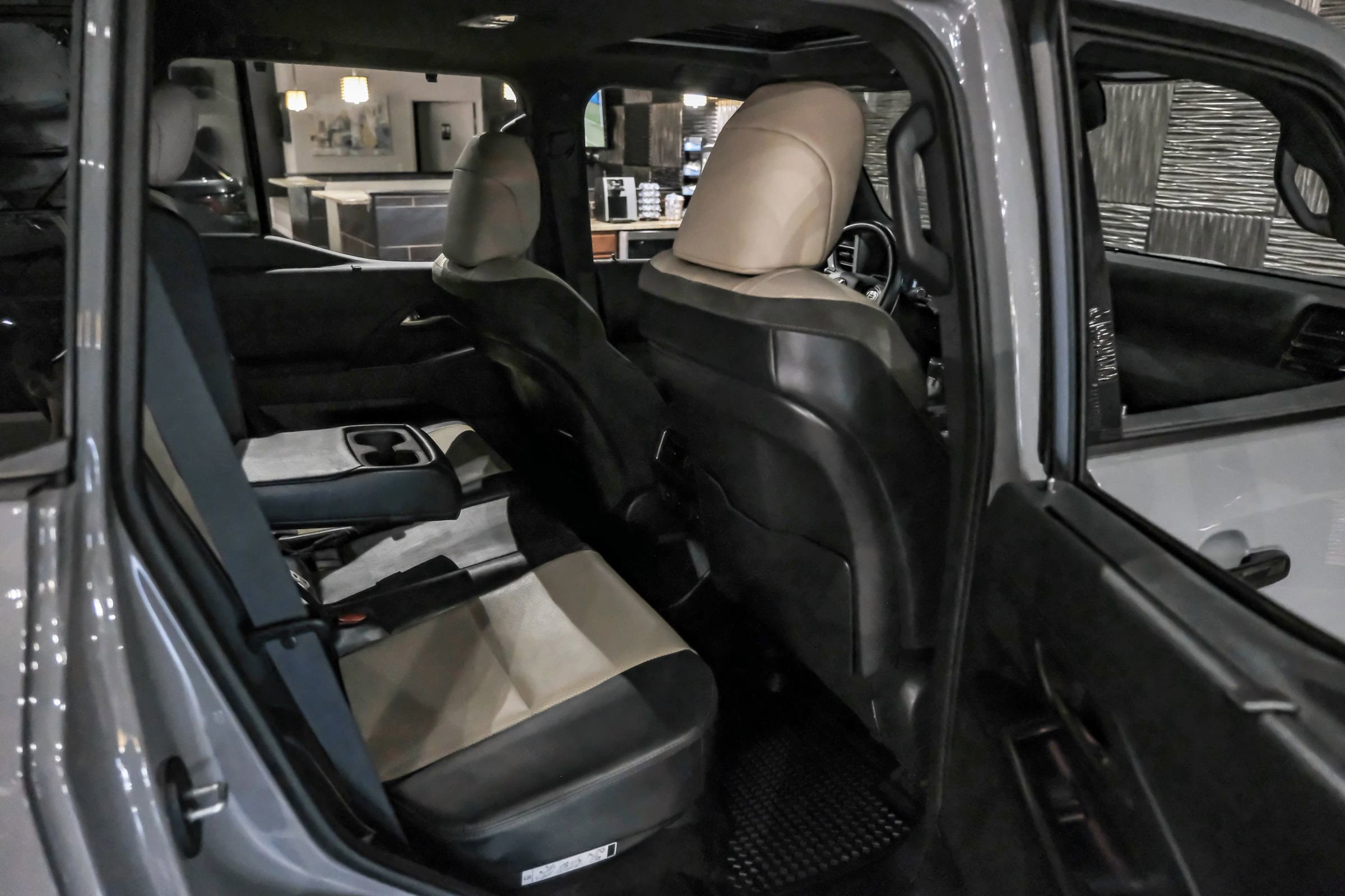 Used 2024 Lexus GX 550 AWD/4WD image 34