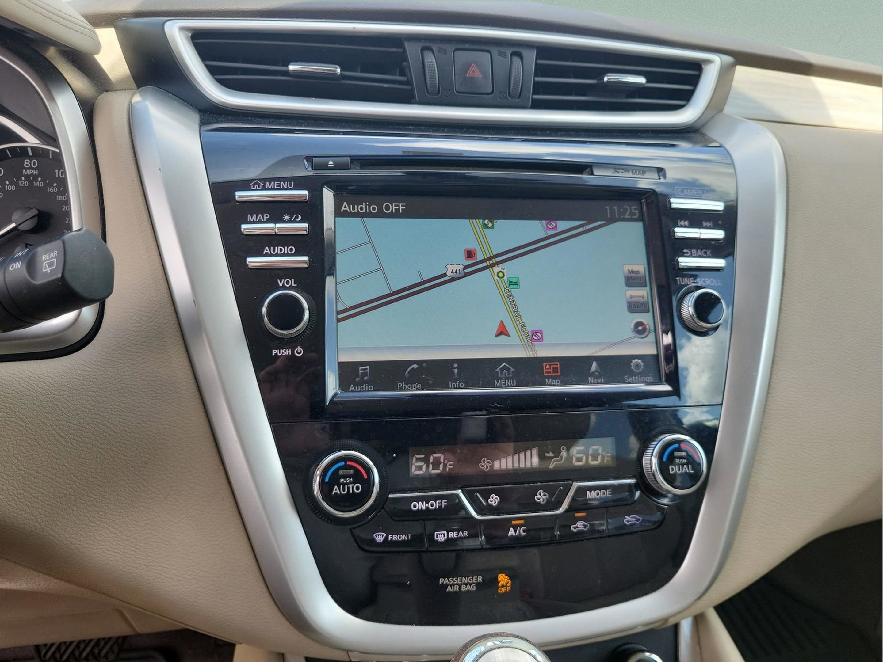 Used 2016 Nissan Murano SV w/ Cargo Package image 12