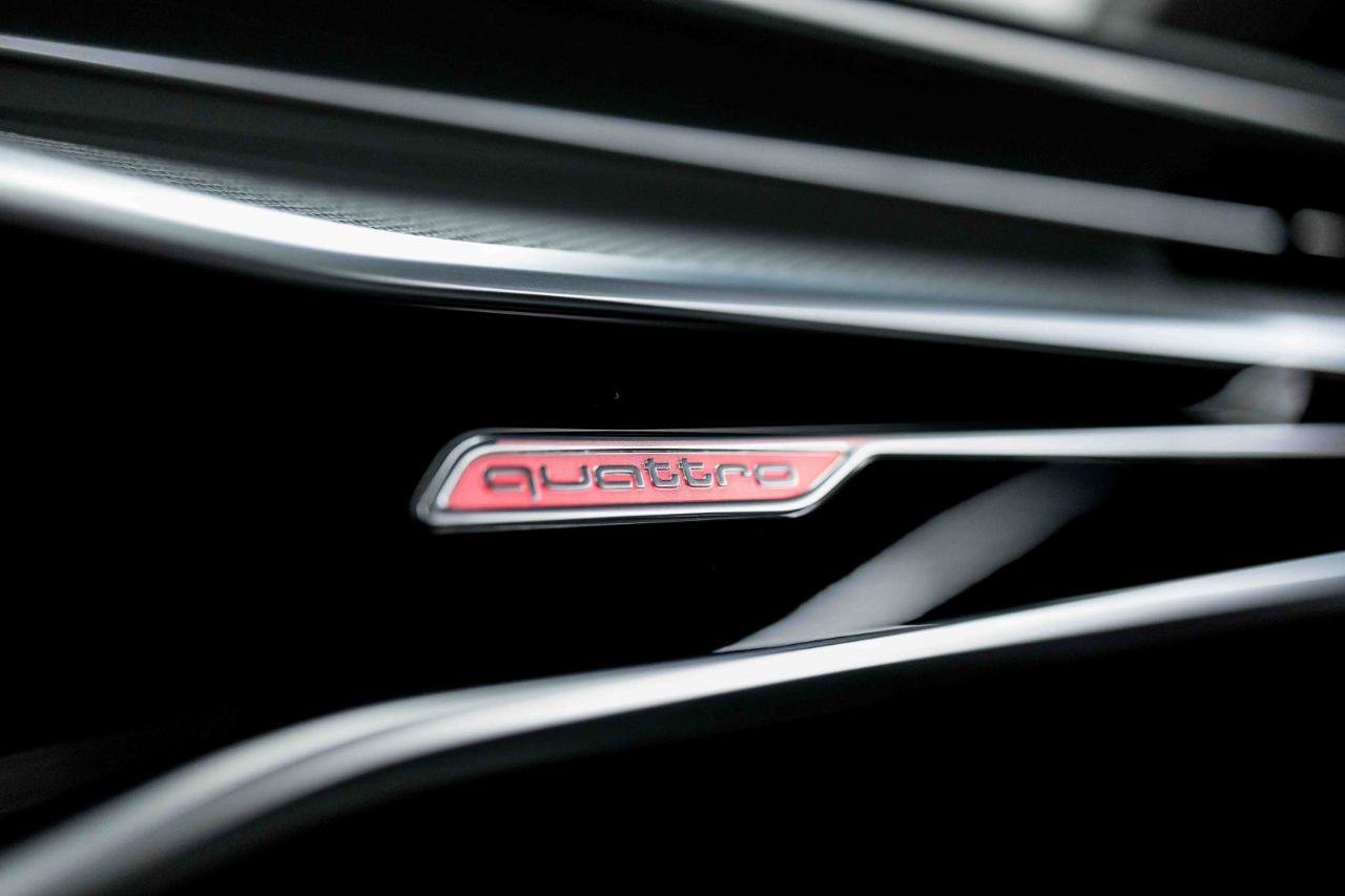 Used 2025 Audi RS 6 performance AWD/4WD image 73