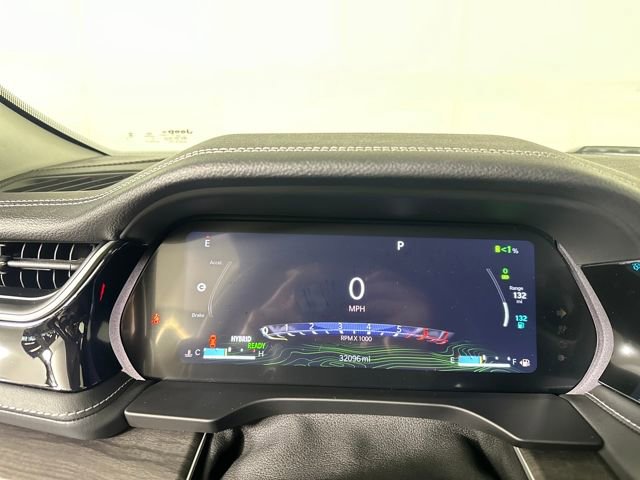 Used 2023 Jeep Grand Cherokee 4WD 4xe image 17