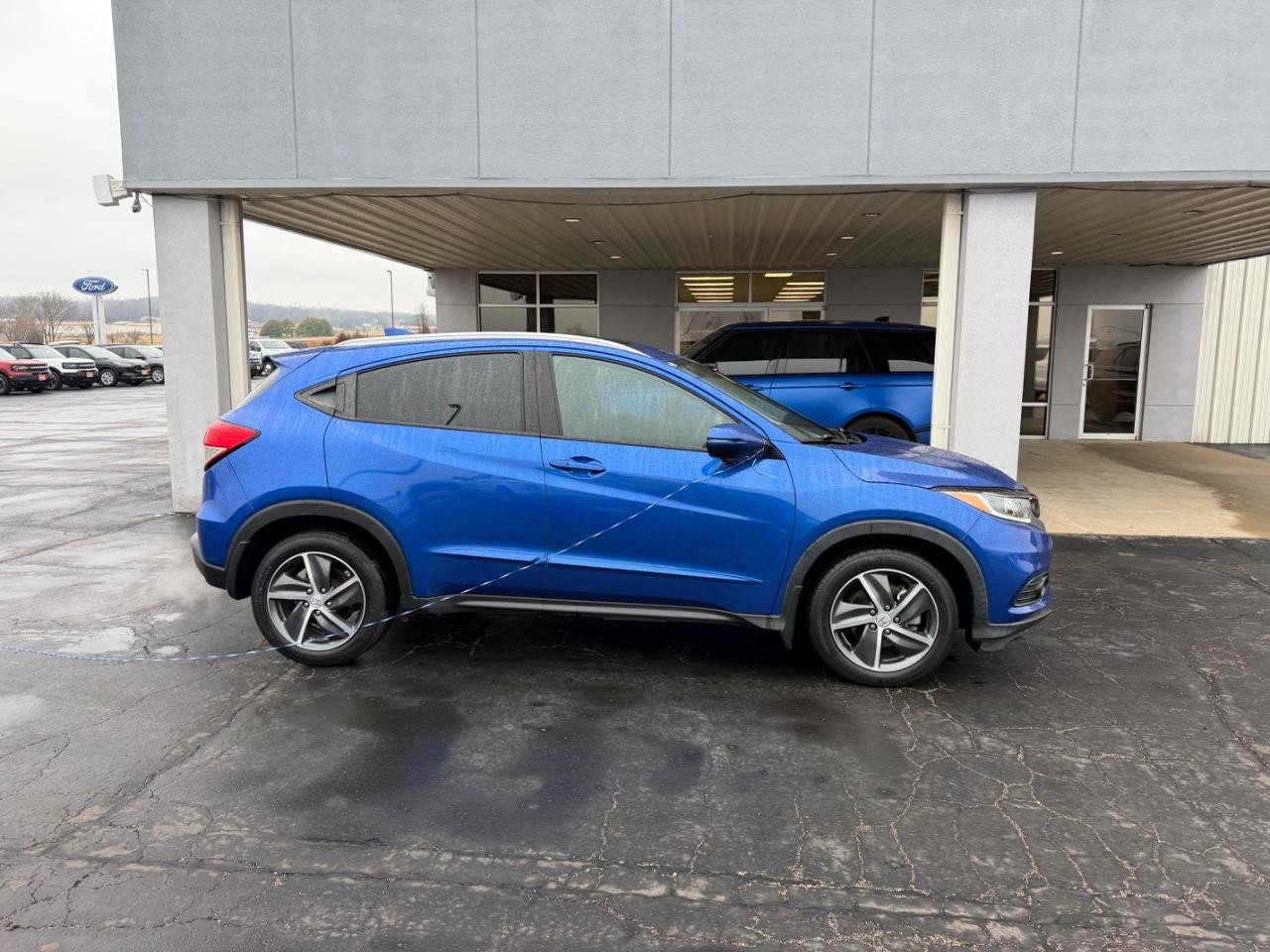 Used 2022 Honda HR-V EX image 2