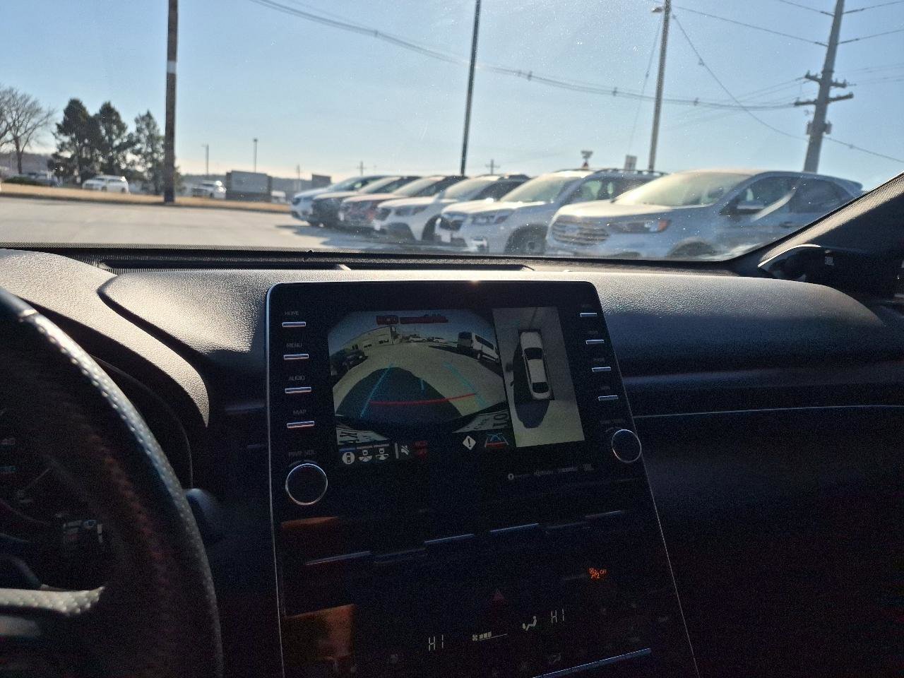 Used 2022 Toyota Avalon Touring w/ Advanced Safety Package FWD image 24