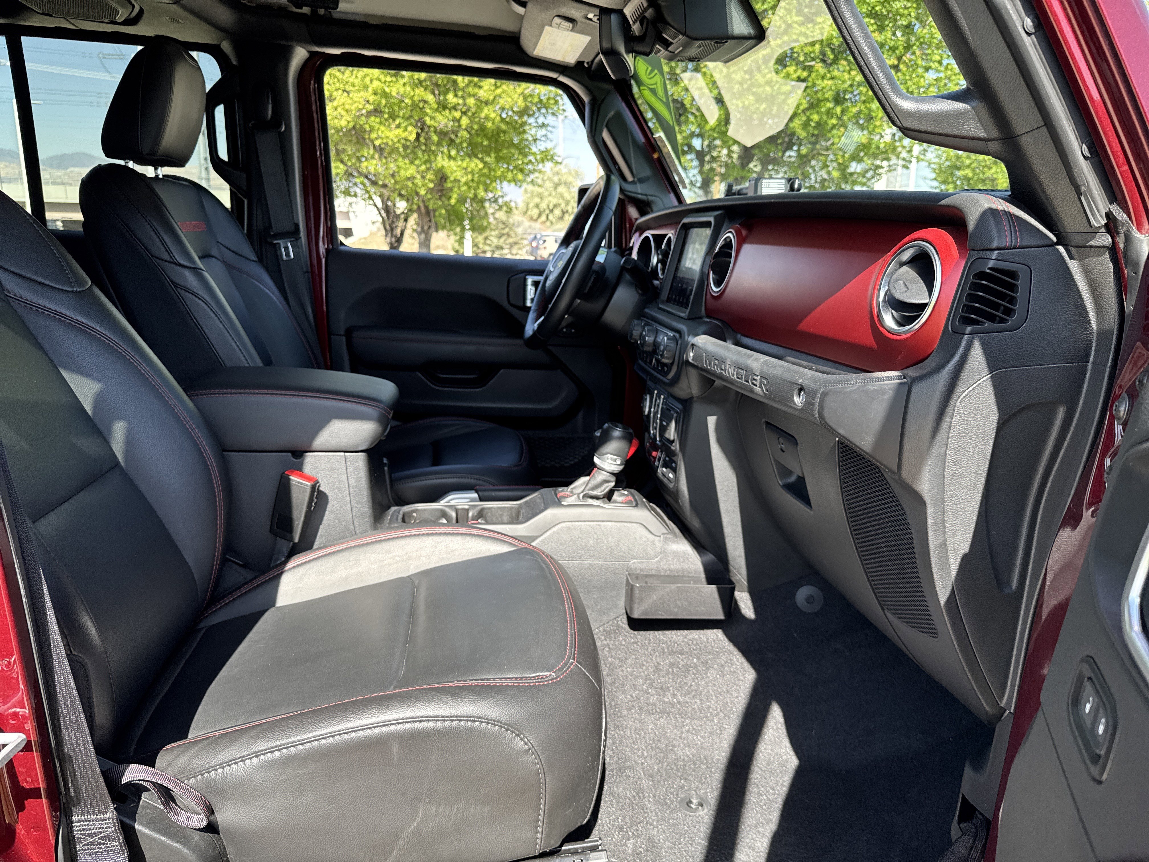 Used 2021 Jeep Wrangler Unlimited Rubicon AWD/4WD image 20