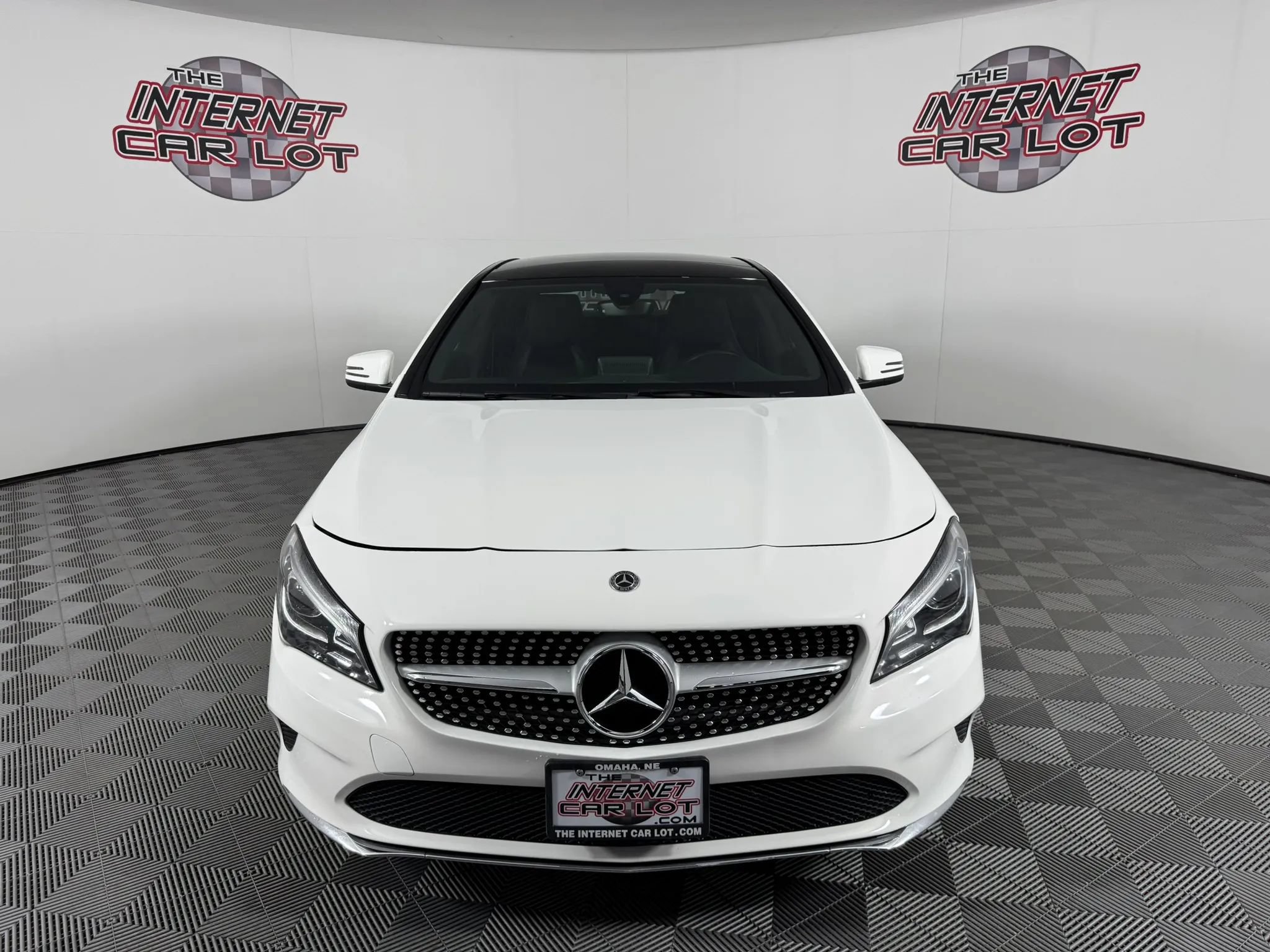 Used 2019 Mercedes-Benz CLA 250 4MATIC image 2