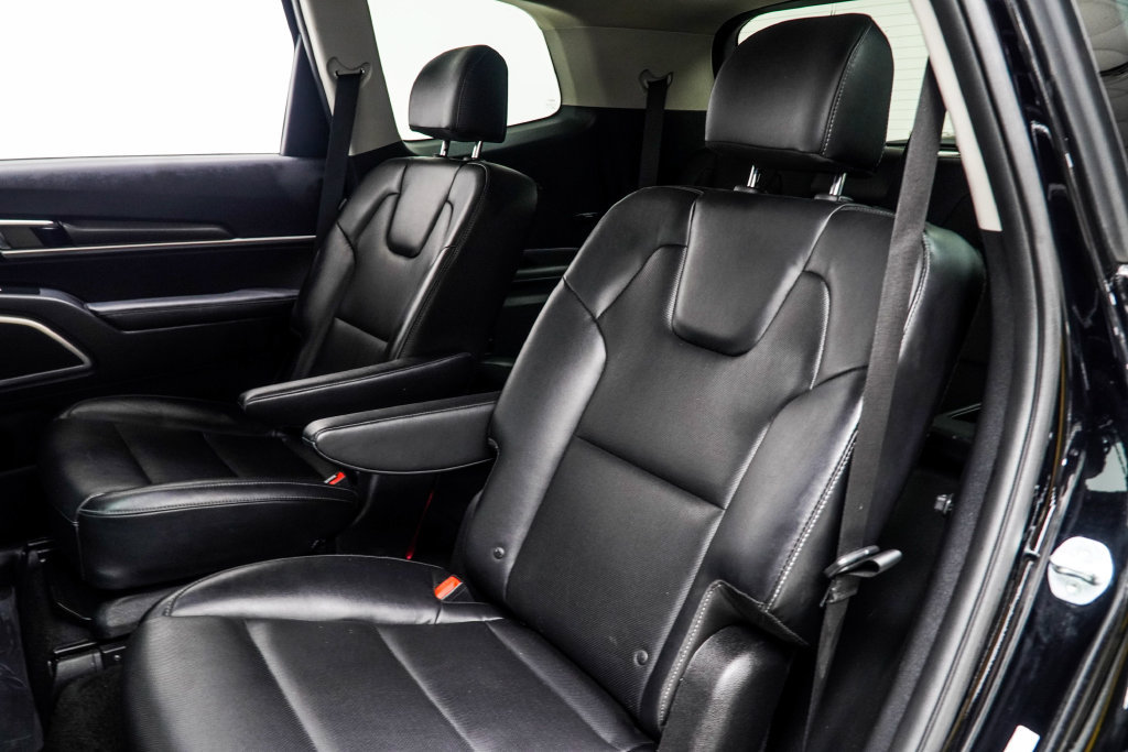 Used 2023 Kia Telluride S w/ S Sunroof Package FWD image 31