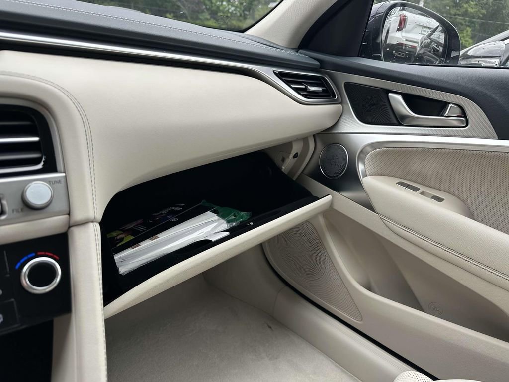 New 2026 Genesis G70 2.5T Prestige AWD/4WD image 17