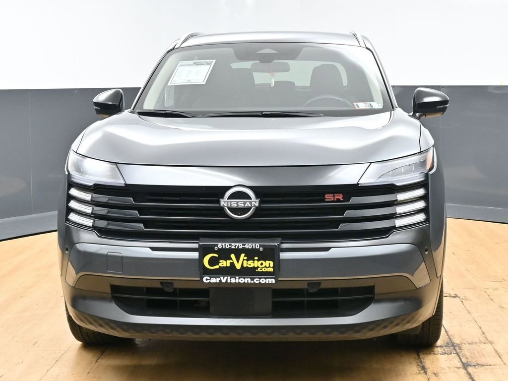 Used 2025 Nissan Kicks SR image 5