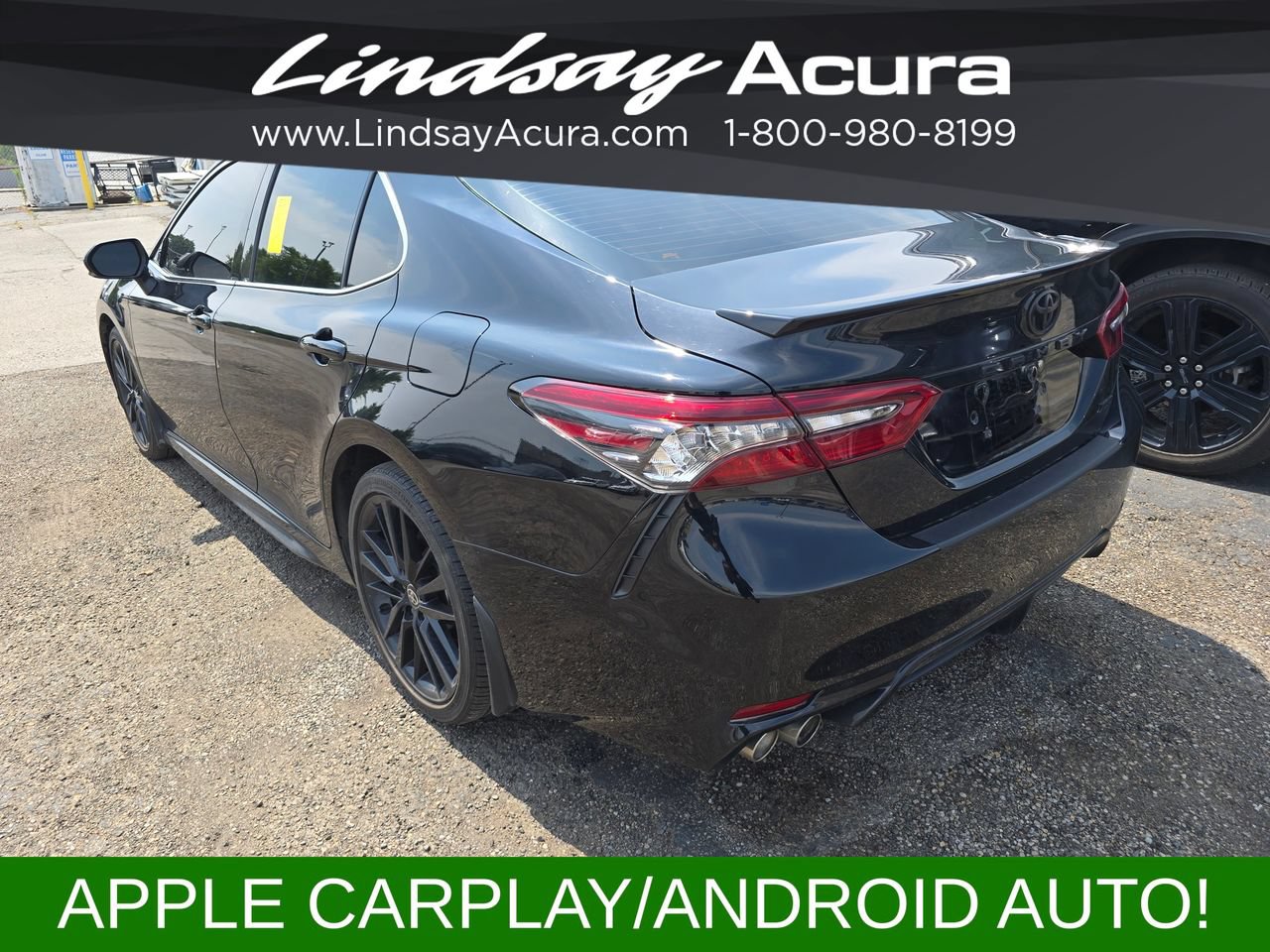 Used 2023 Toyota Camry XSE FWD image 3