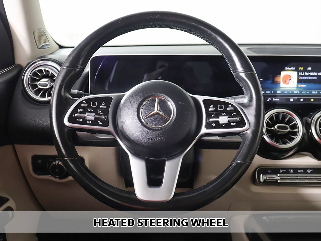 Used 2021 Mercedes-Benz GLB 250 4MATIC w/ Premium Package image 7