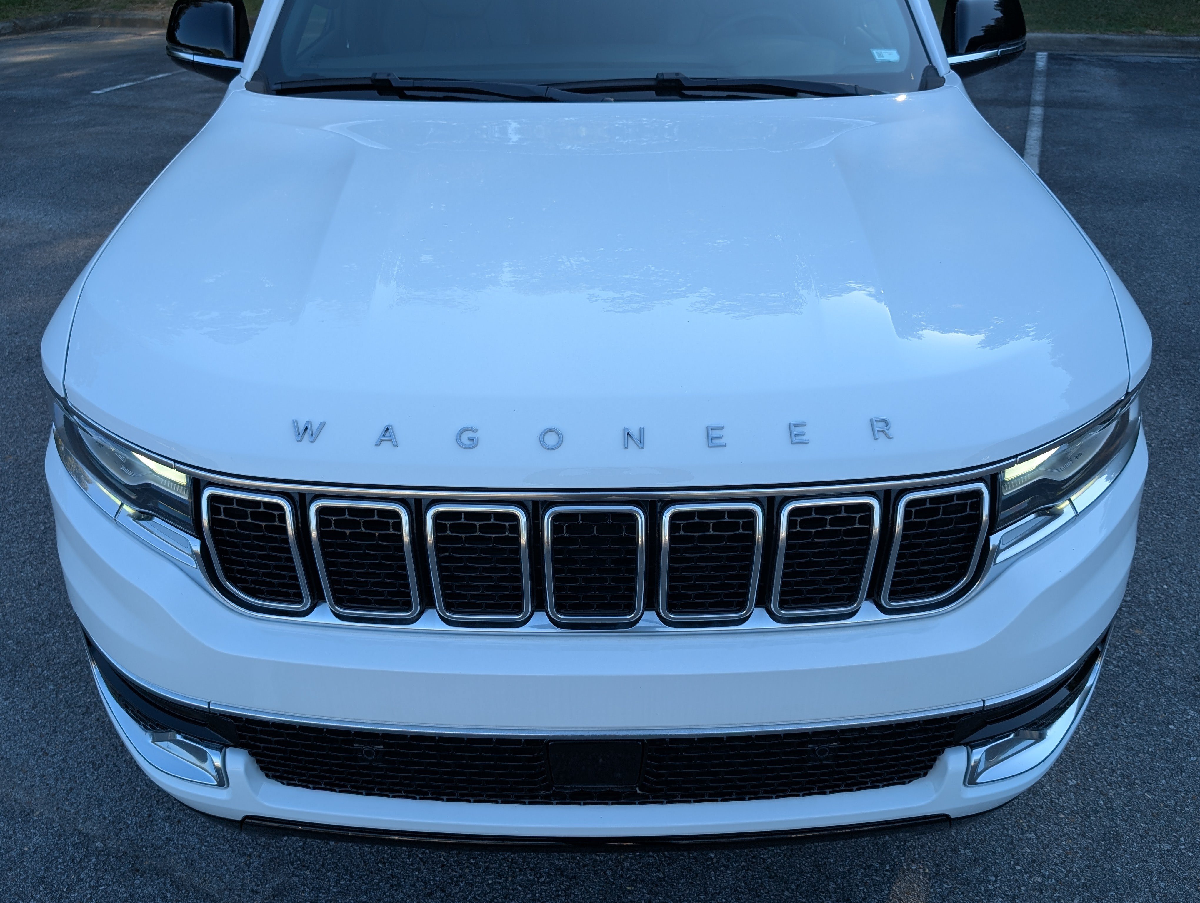 Used 2024 Jeep Wagoneer L 2WD image 13
