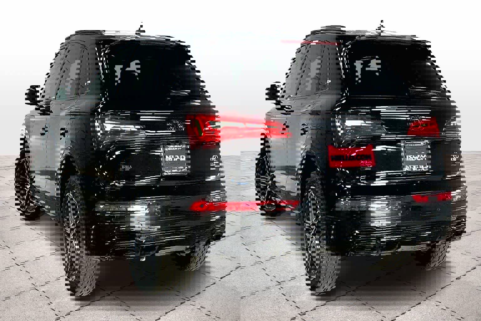 Used 2025 Audi Q5 e Premium Plus w/ Premium Plus Package image 14