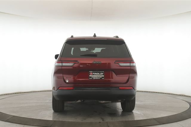 Used 2025 Jeep Grand Cherokee L Laredo image 11