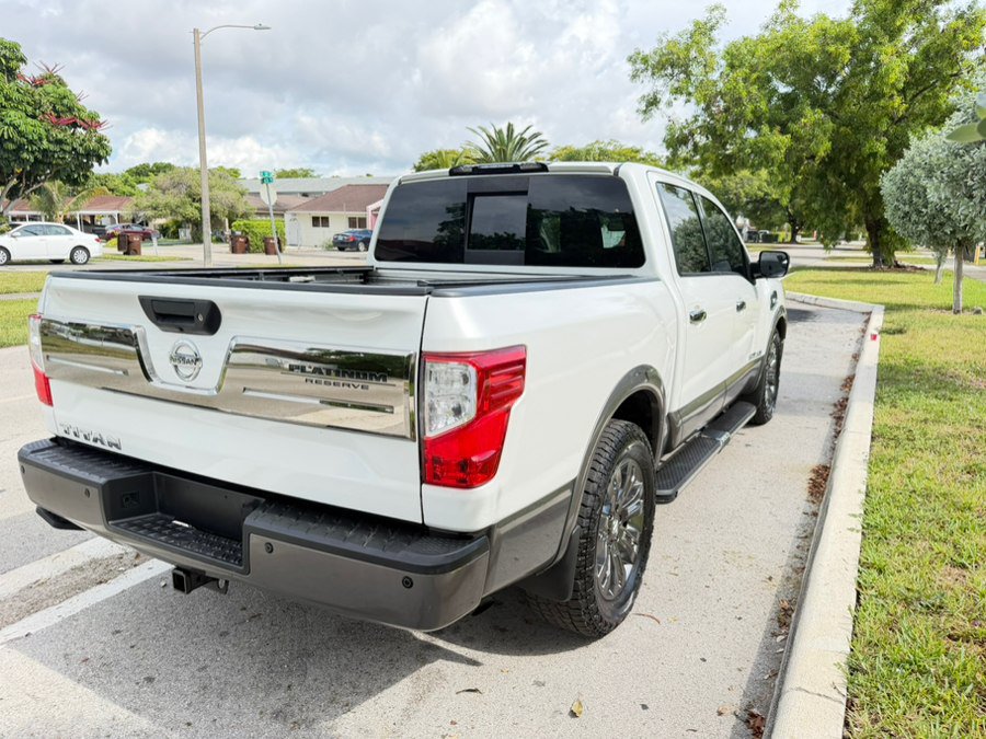 Used 2017 Nissan Titan Platinum Reserve RWD image 6