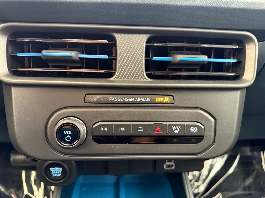 New 2025 Ford Maverick XLT FWD image 36