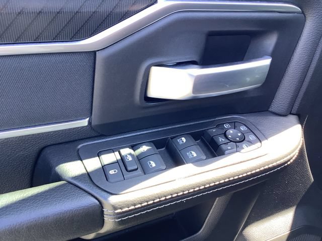 Used 2025 RAM 2500 Big Horn AWD/4WD image 10