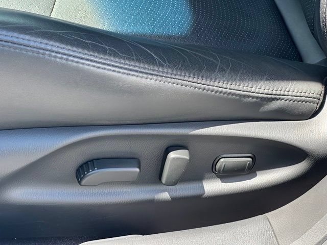 Used 2018 INFINITI Q70 L 3.7 AWD/4WD image 31