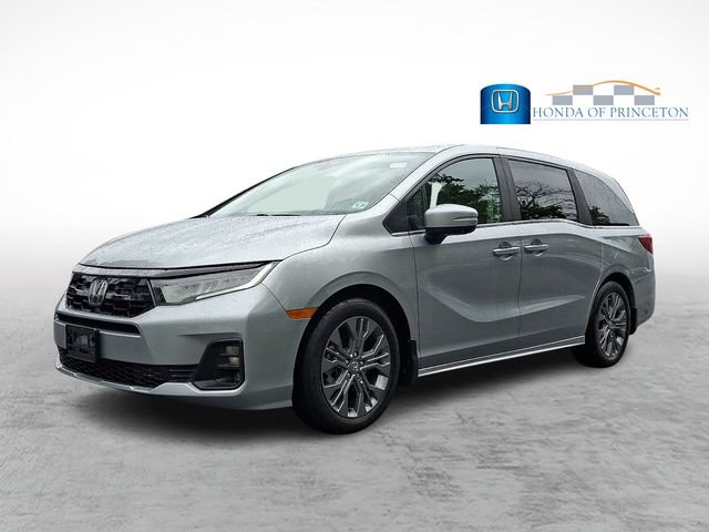 Certified 2025 Honda Odyssey Touring image 3