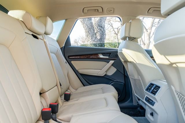 Used 2018 Audi Q5 2.0T Premium image 42
