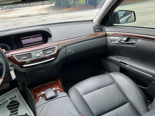 Used 2012 Mercedes-Benz S 550 4MATIC w/ Sport Pkg image 29