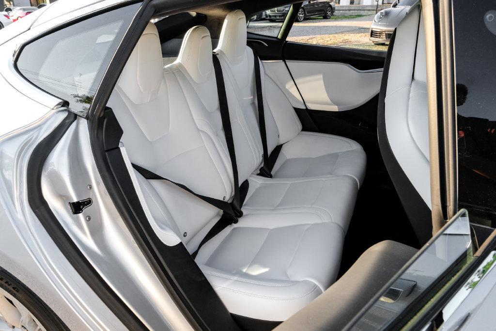 Used 2017 Tesla Model S 100D AWD/4WD image 30