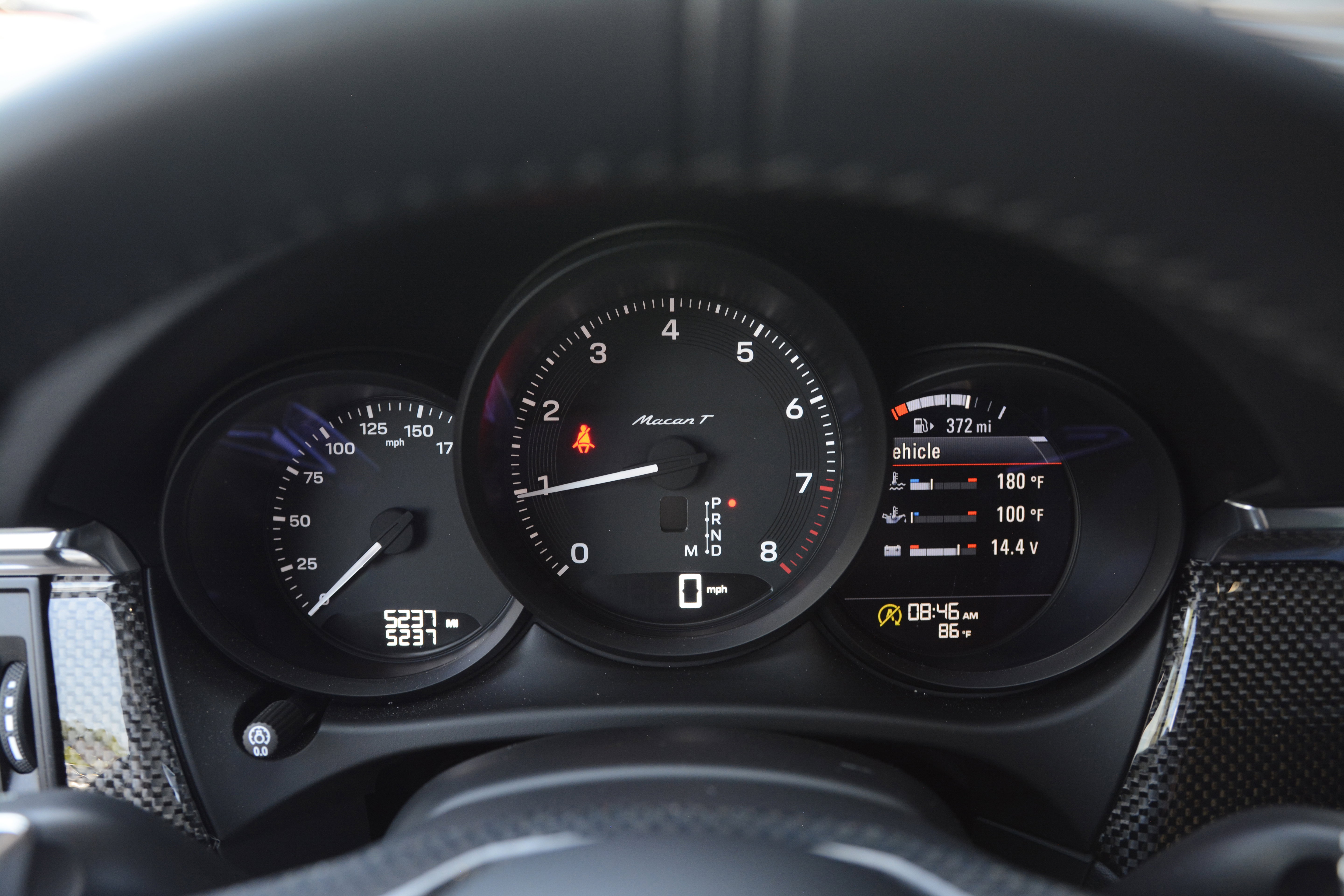 Certified 2026 Porsche Macan Turbo AWD/4WD image 17