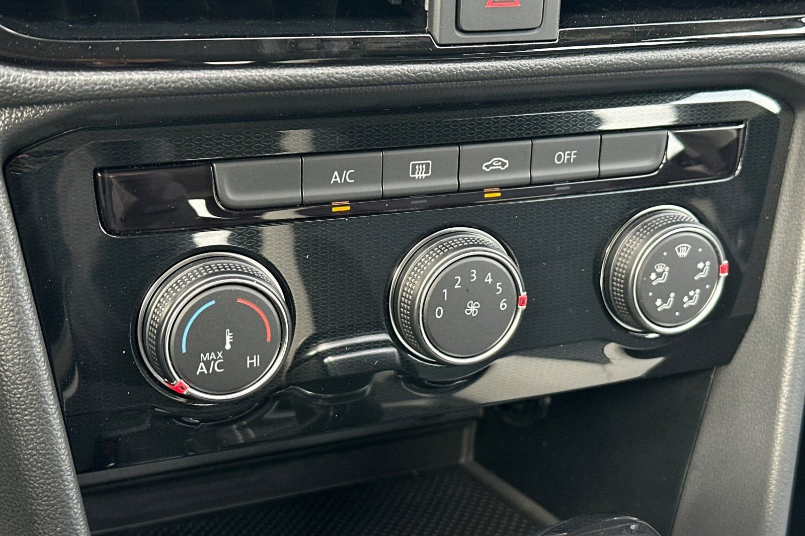 New 2026 Volkswagen Taos S FWD image 20