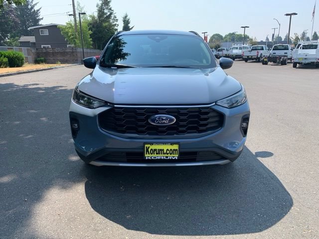 Certified 2025 Ford Escape ST-Line Select w/ Tech Pack #1 AWD/4WD image 13