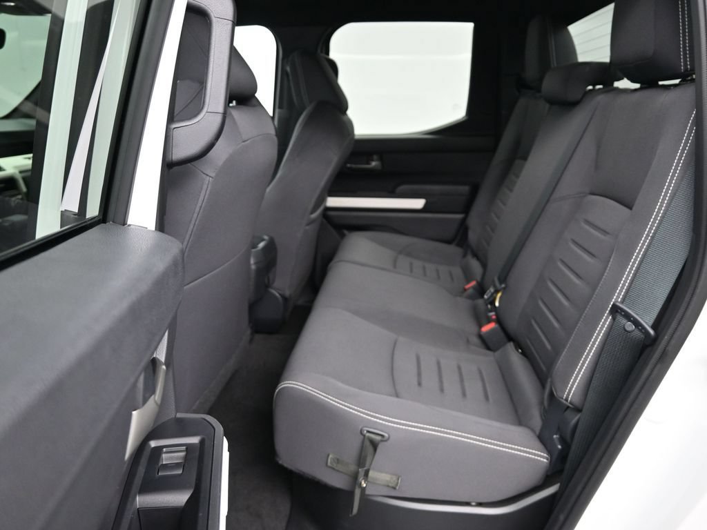 Used 2024 Toyota Tacoma TRD Sport AWD/4WD image 18