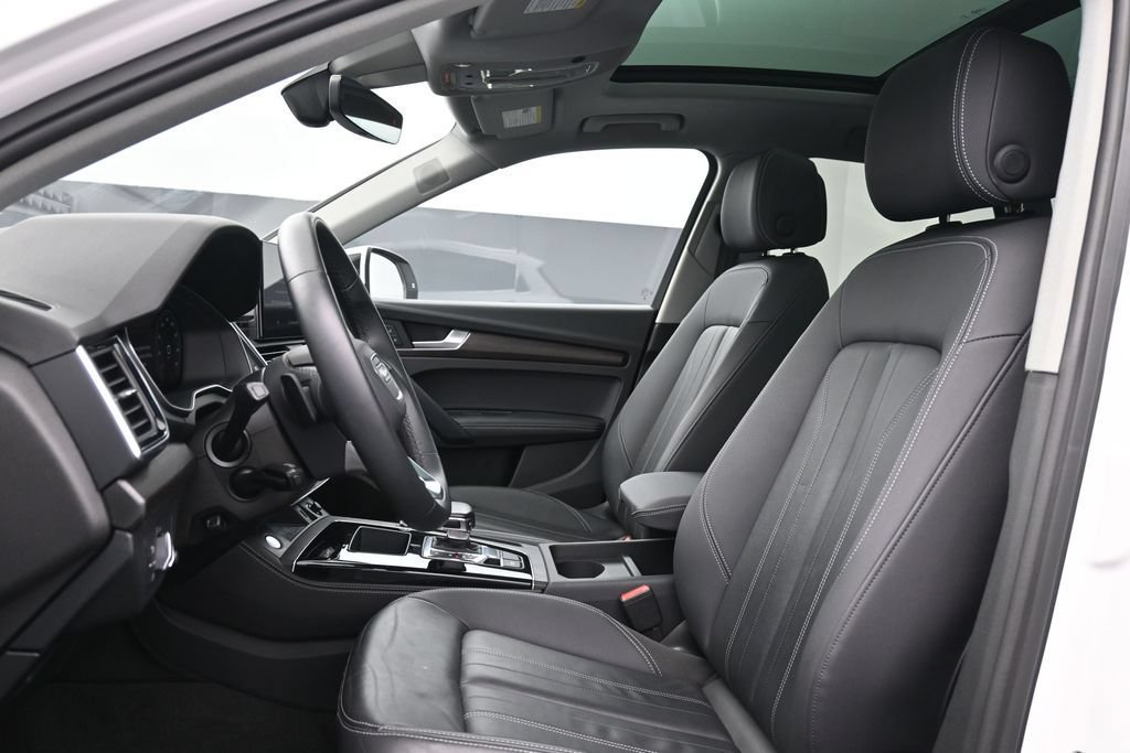 Used 2023 Audi Q5 2.0T Premium Plus w/ Premium Plus Package AWD/4WD image 10