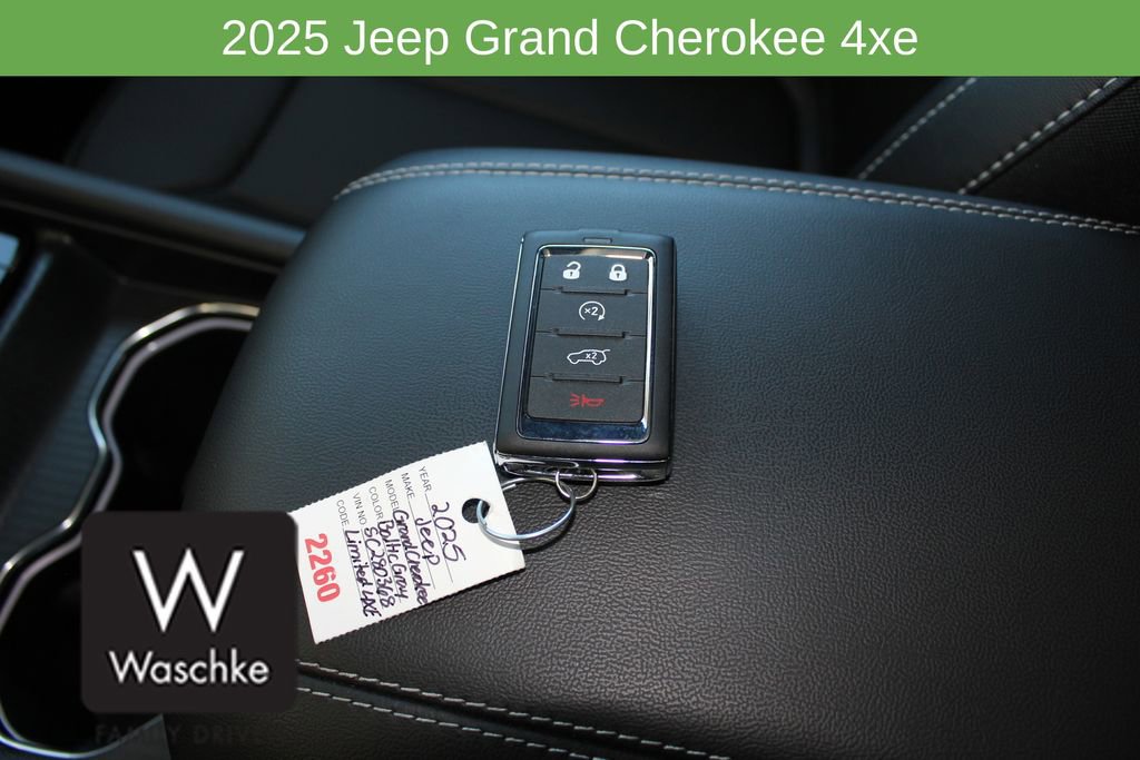 New 2025 Jeep Grand Cherokee Limited 4xe w/ Trailer Tow Package image 35