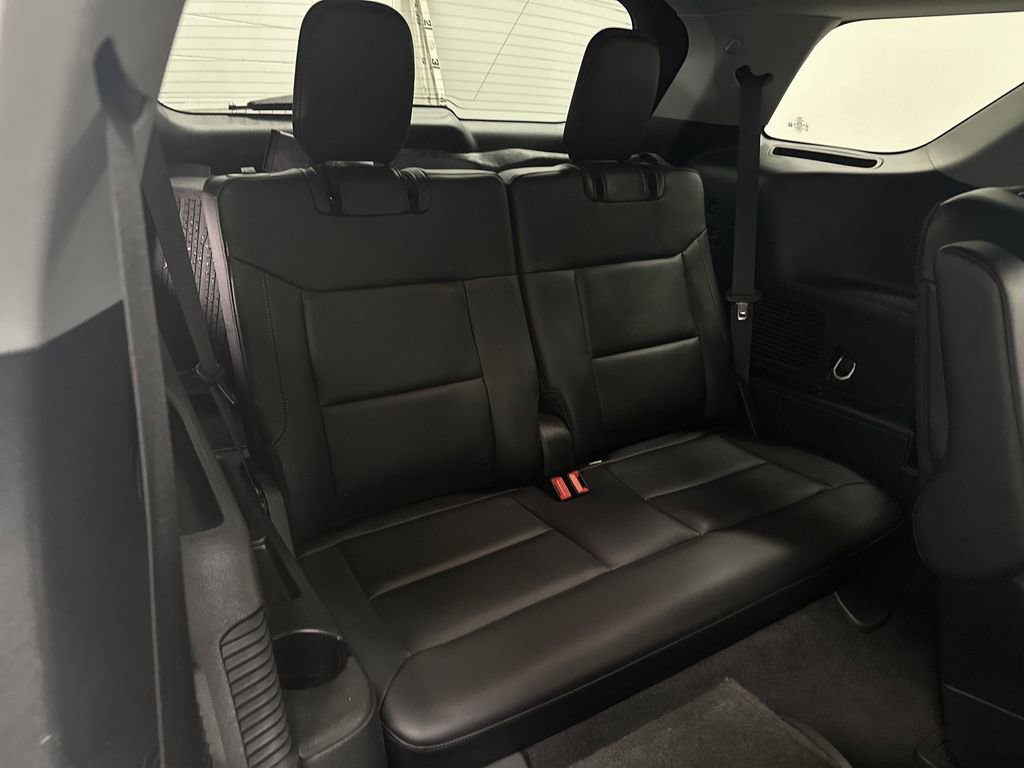 Used 2023 Ford Explorer XLT w/ Equipment Group 202A image 32