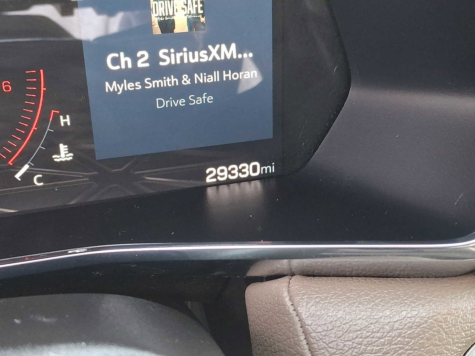 Certified 2023 GMC Canyon Denali w/ Denali Black Edition image 21