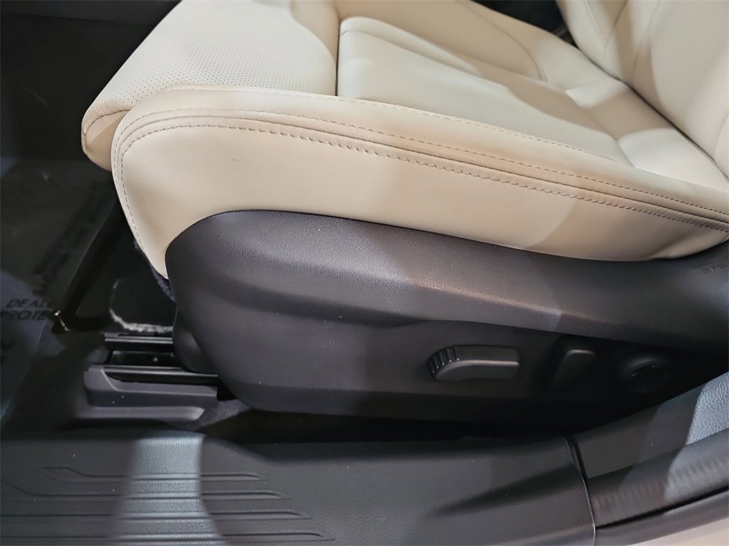 New 2025 Subaru Legacy Limited image 28