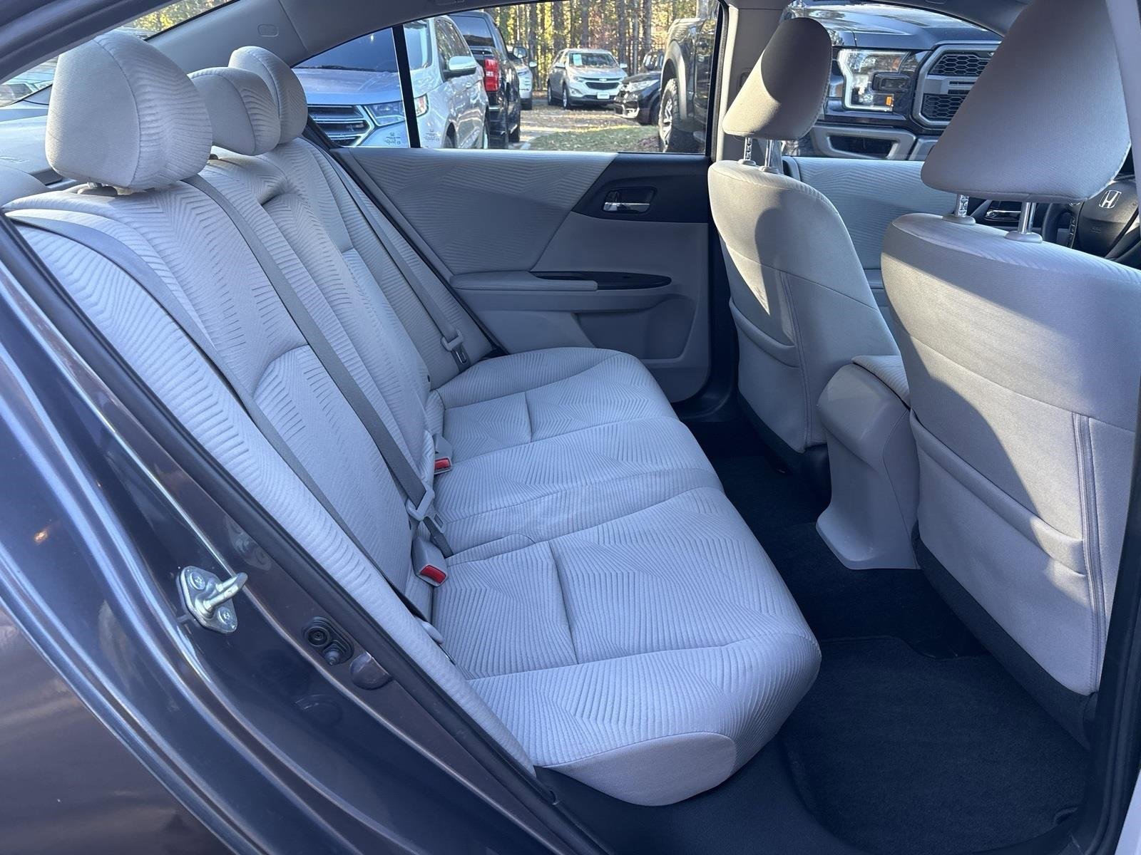 Used 2015 Honda Accord LX image 22